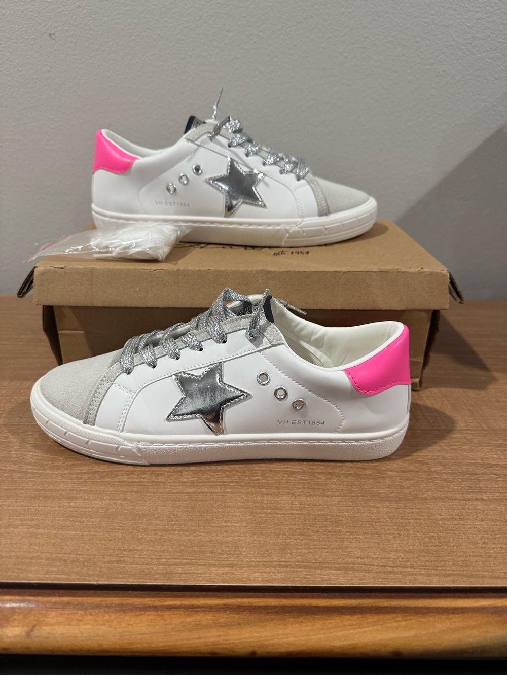 Vintage Havana White Sneakers with Silver Star & Pink Heel
